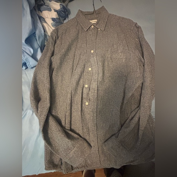 Taylor Stitch "Salt & Pepper" button-up shirt in a gray/black cotton blend - Picture 4 of 8